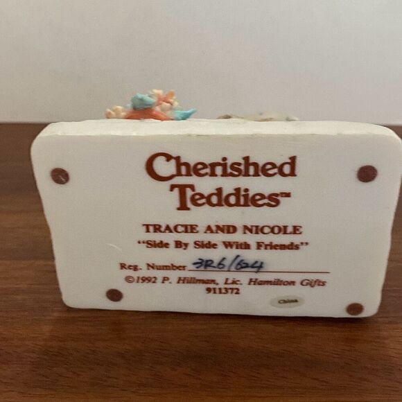 🔥3/$20🔥 Cherished Teddies Tracie and Nicole friendship figurine 911372 - Picture 7 of 8